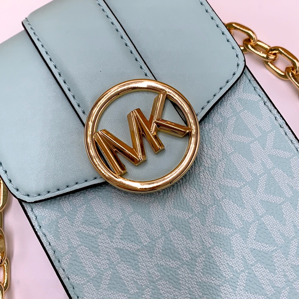 NWT MICHAEL KORS CARMEN SMALL NORTH SOUTH PHONE XBODY FAIR AQUA SIGNATURE COLOR - Picture 6 of 16